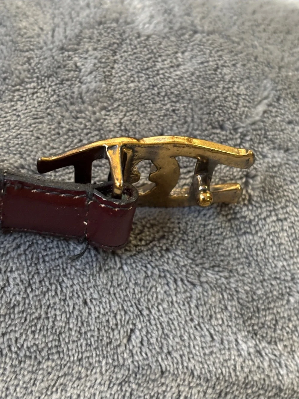 Etienne Aigner Vintage 1/2 inch Leather Belt with Gold-Tone Logo Buckle